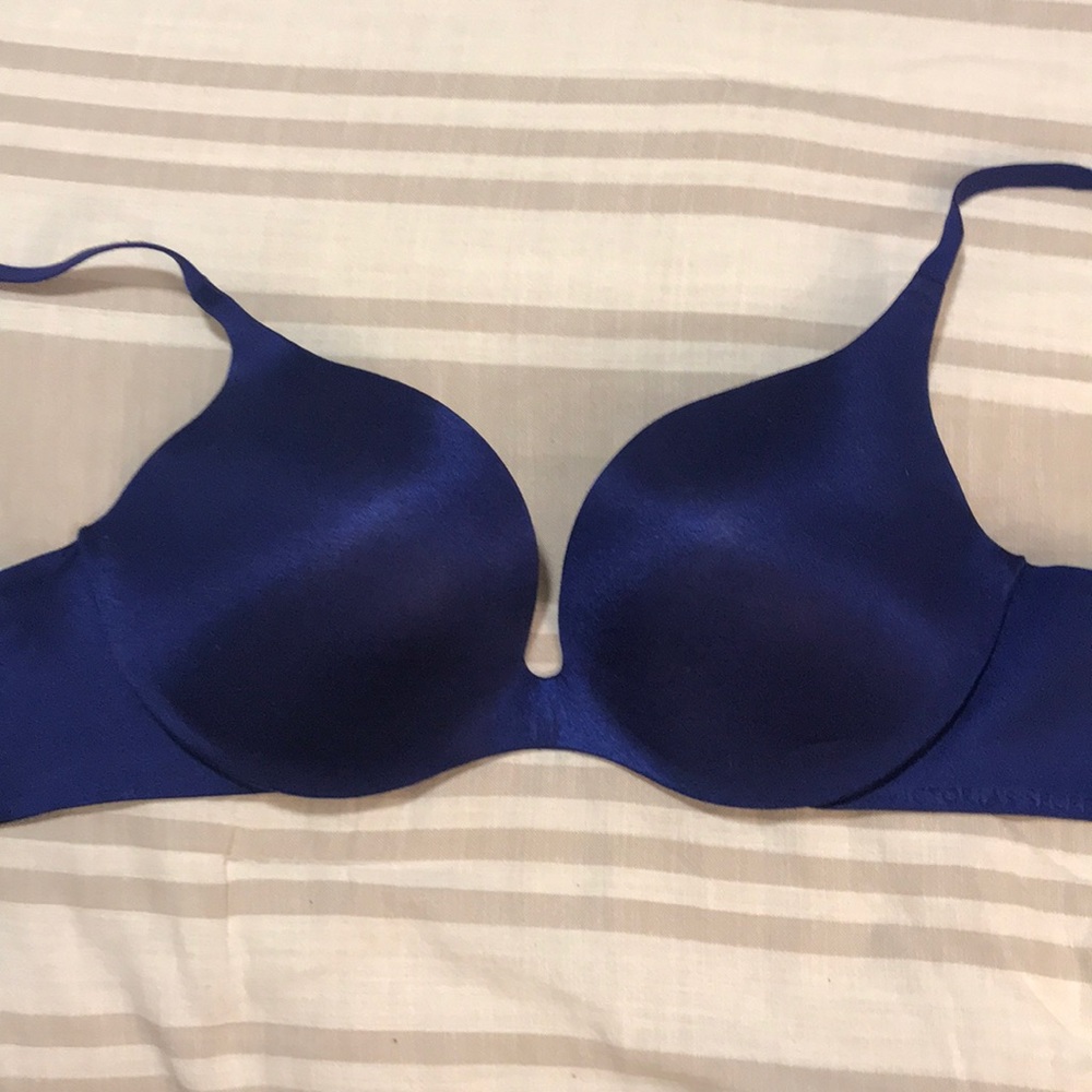 Victoria’s Secret 38C Seamless Push-Up